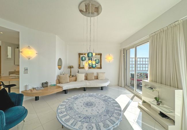 Apartment in Nice - Sea Front Penthouse Côte d'Azur Apartment in Nice - Sea Front Penthouse Côte d'Azur