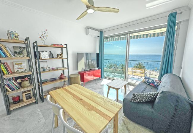 Apartment in Nice - Sea Front Holiday Saphir Apartment in Nice - Sea Front Holiday Saphir