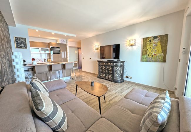 Apartment in Nice - Panoramic Pebbles Azur Apartment in Nice - Panoramic Pebbles Azur