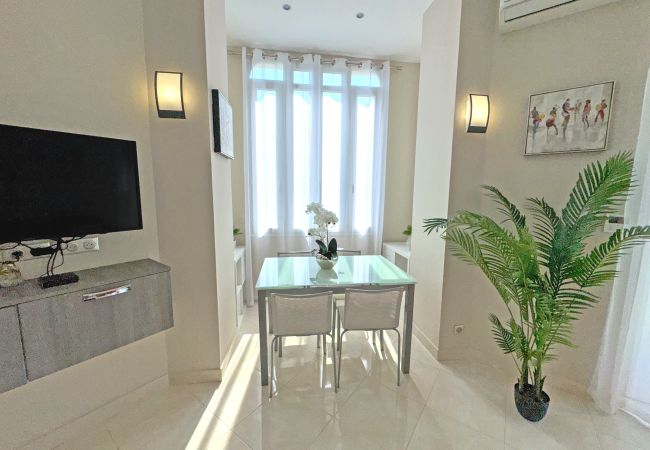 Apartment in Menton - City Center Carnot Menton Apartment in Menton - City Center Carnot Menton