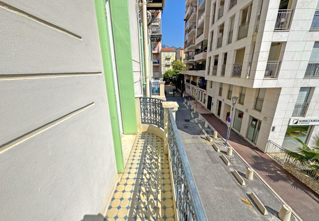 Apartment in Menton - City Center Carnot Menton Apartment in Menton - City Center Carnot Menton