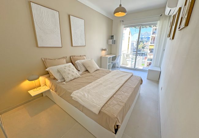 Apartment in Nice - Nice Seaview Loft Promenade Apartment in Nice - Nice Seaview Loft Promenade