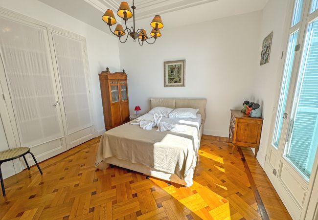 Apartment in Nice - Belle Époque Azur Promenade Nice Apartment in Nice - Belle Époque Azur Promenade Nice