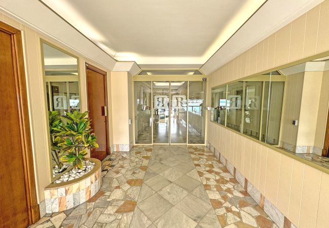 Appartement à Nice - ROCAMARE PROMENADE Appartement à Nice - ROCAMARE PROMENADE