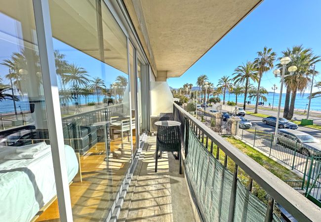 Studio à Nice - CARIATIDES STUDIO PROMENADE Studio à Nice - CARIATIDES STUDIO PROMENADE