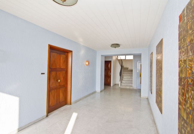 Апартаменты на Nice - CARIATIDES PROMENADE SEA VIEW Апартаменты на Nice - CARIATIDES PROMENADE SEA VIEW