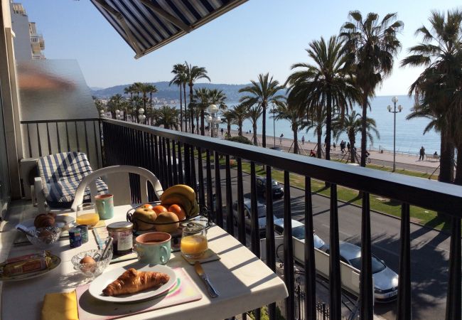 Апартаменты на Nice - CARIATIDES PROMENADE SEA VIEW Апартаменты на Nice - CARIATIDES PROMENADE SEA VIEW