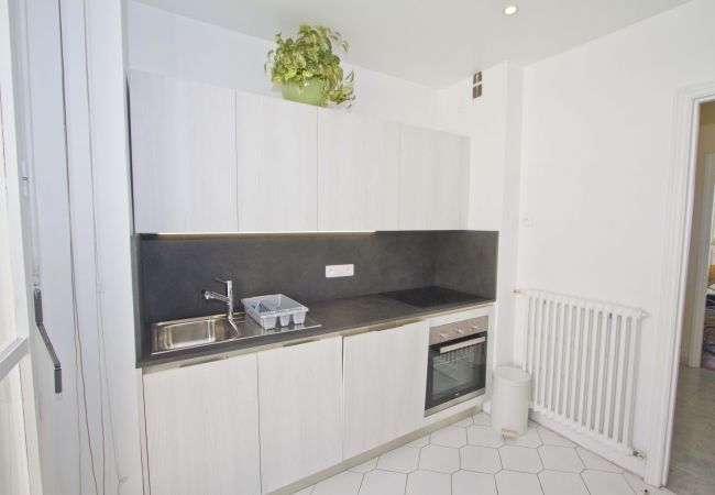 Апартаменты на Nice - CARIATIDES PROMENADE SEA VIEW Апартаменты на Nice - CARIATIDES PROMENADE SEA VIEW