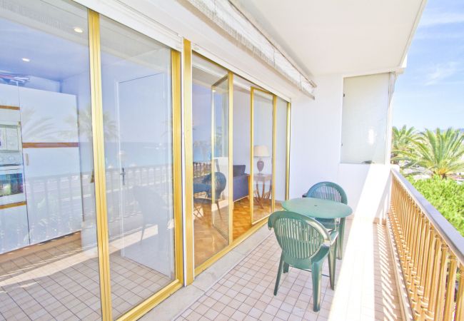 Апартаменты на Nice - ORIENT & SEA Апартаменты на Nice - ORIENT & SEA