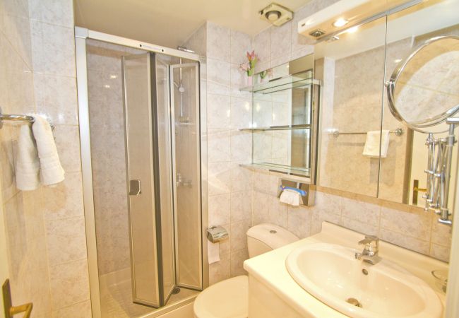 Апартаменты на Nice - ORIENT & SEA Апартаменты на Nice - ORIENT & SEA