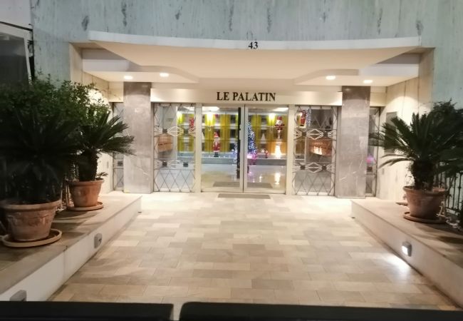 Апартаменты на Nice - SEA FRONT PALATIN Апартаменты на Nice - SEA FRONT PALATIN