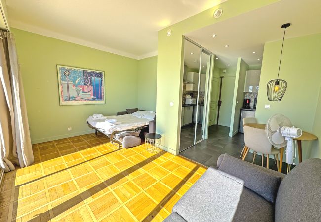 Квартира-студия на Nice - SUFFREN BEACH Квартира-студия на Nice - SUFFREN BEACH