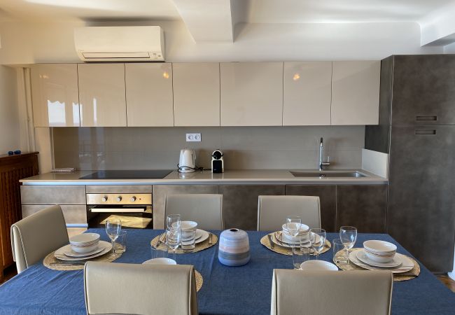 Апартаменты на Nice - OLD TOWN PANORAMIC Апартаменты на Nice - OLD TOWN PANORAMIC