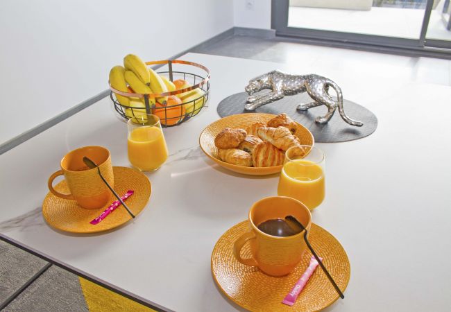 Апартаменты на Nice - LUXURY GARDEN JACUZZI PROMENADE Апартаменты на Nice - LUXURY GARDEN JACUZZI PROMENADE