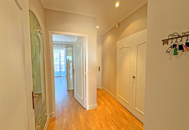 Апартаменты на Nice - Cosy Sea Front Apartment Nice France Апартаменты на Nice - Cosy Sea Front Apartment Nice France