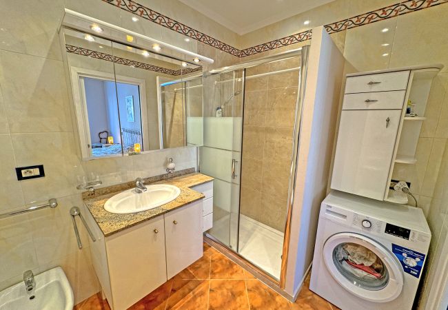 Апартаменты на Nice - Cosy Sea Front Apartment Nice France Апартаменты на Nice - Cosy Sea Front Apartment Nice France