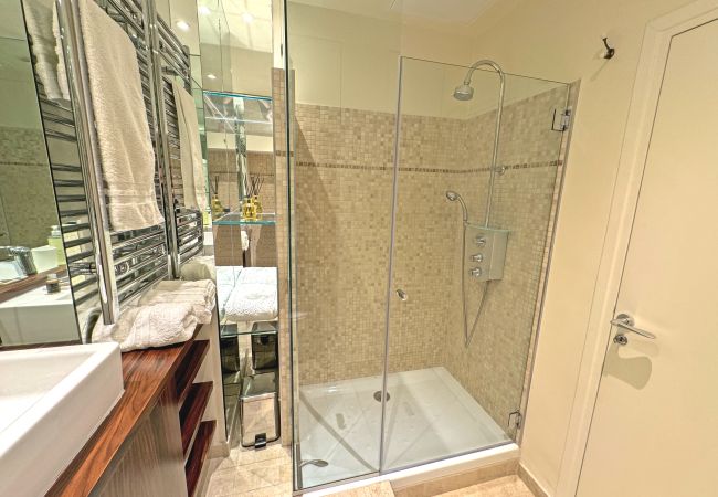 Апартаменты на Nice - Exceptional Sea Front Suite Nice France Апартаменты на Nice - Exceptional Sea Front Suite Nice France