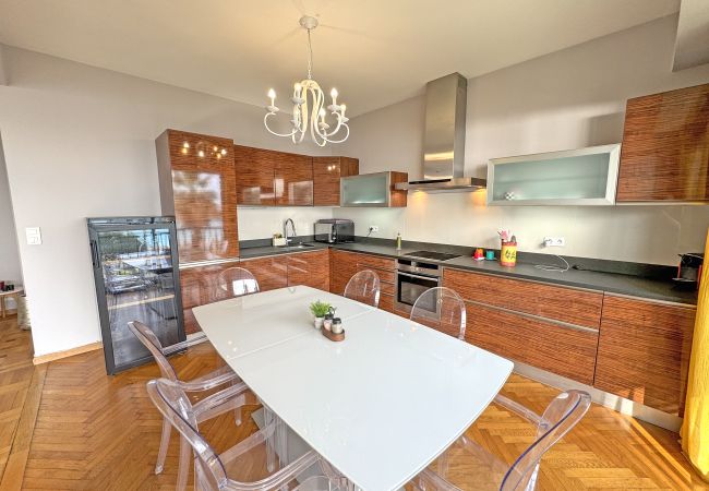 Апартаменты на Nice - Cosy Cariatides Condo Promenade Апартаменты на Nice - Cosy Cariatides Condo Promenade